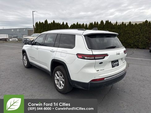 Used 2023 Jeep Grand Cherokee L Limited image 13