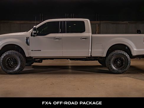 Used 2019 Ford F250 Platinum w/ Platinum Ultimate Package AWD/4WD image 6