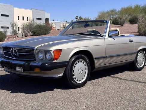 Used 1989 Mercedes-Benz 560 SL image 1