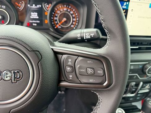 New 2026 Jeep Gladiator Sport image 17