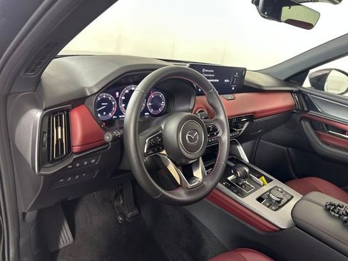 Used 2025 MAZDA CX-70 3.3 Turbo S w/ Premium Package image 13