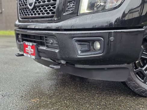 Used 2018 Nissan Titan SL w/ Midnight Edition image 23