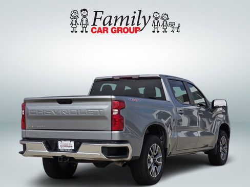 Used 2024 Chevrolet Silverado 1500 LT AWD/4WD image 4