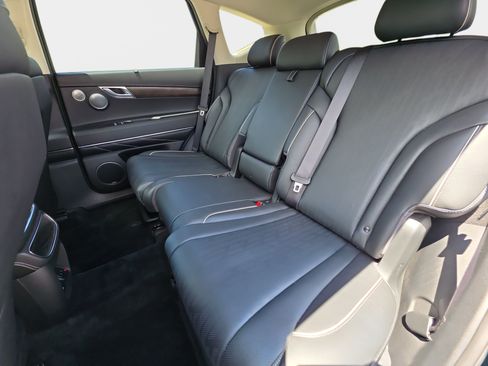 Used 2024 Genesis GV80 2.5T w/ Advanced Package AWD/4WD image 14
