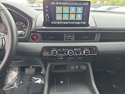 Used 2025 Honda Pilot EX-L image 22