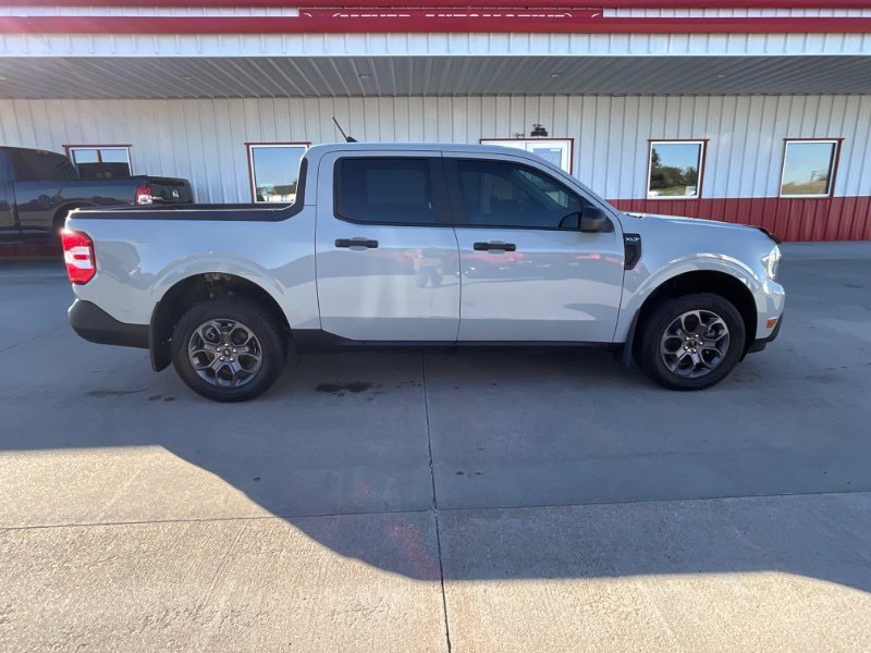 Used 2023 Ford Maverick XLT FWD image 1