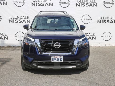 Certified 2024 Nissan Pathfinder SL w/ SL Premium Package image 2