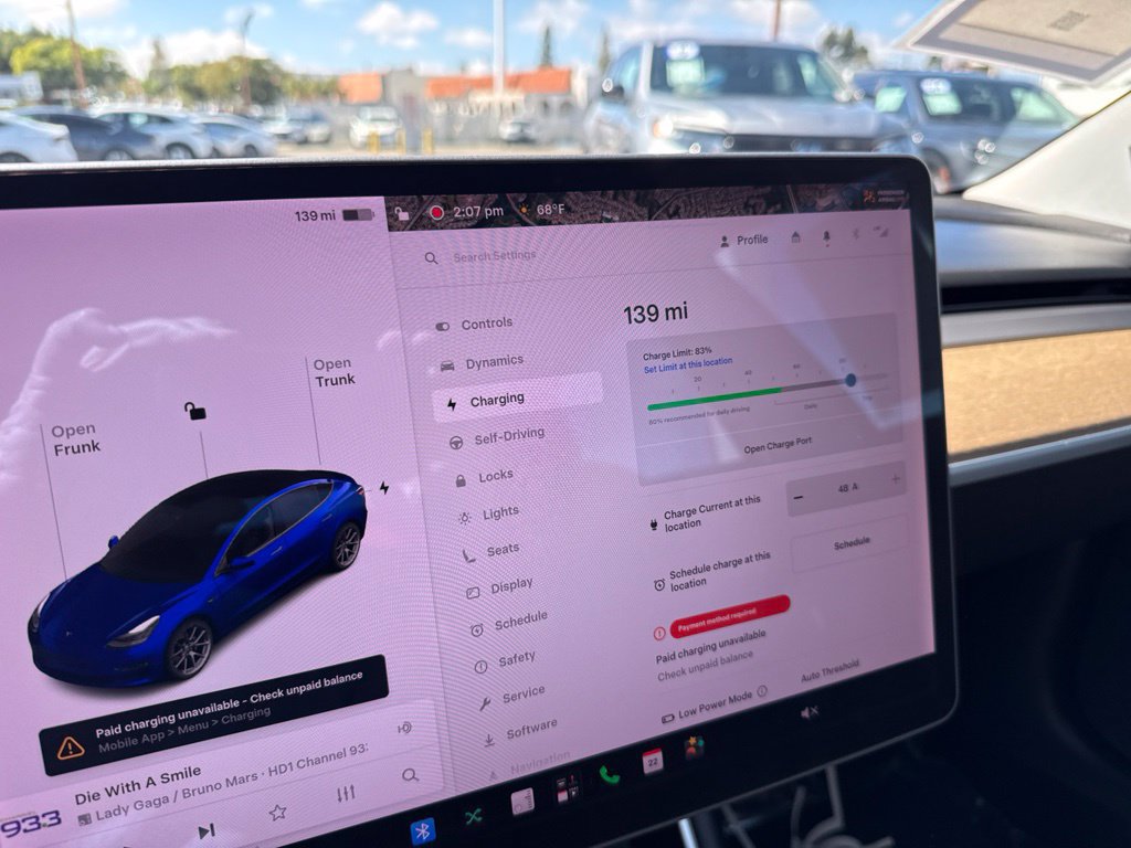 Used 2018 Tesla Model 3 Long Range RWD image 25