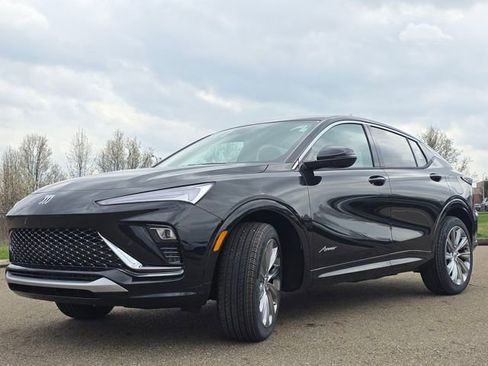 New 2026 Buick Envista Avenir image 12