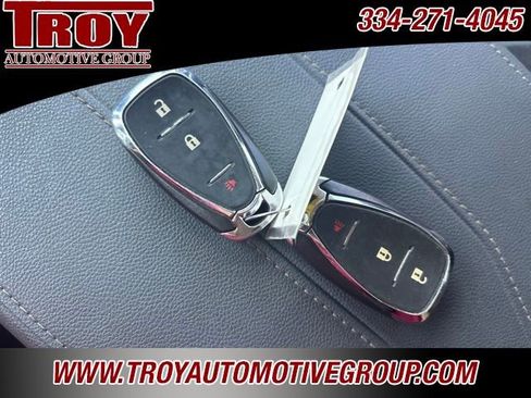 Used 2019 Chevrolet Traverse LT FWD image 36