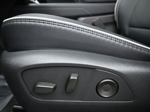 New 2026 GMC Acadia Denali w/ Super Cruise Package image 13