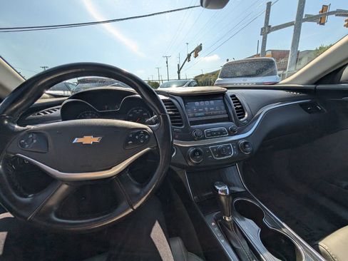Used 2019 Chevrolet Impala LT image 21