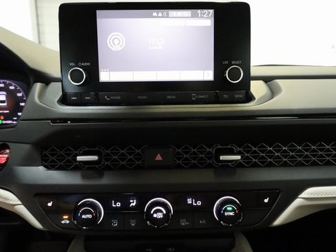 Used 2024 Honda Accord EX image 25