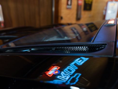 Used 2006 Ford GT image 31