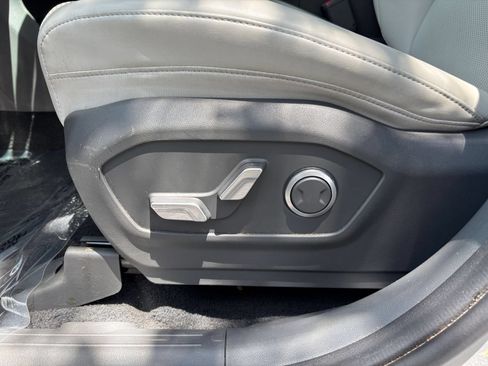 Used 2026 Hyundai Santa Fe SEL AWD/4WD image 21