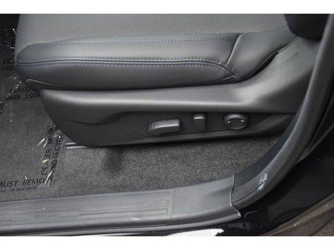 New 2026 Subaru Forester Limited AWD/4WD image 33