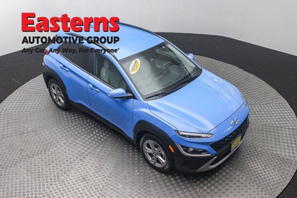 Used 2022 Hyundai Kona SEL w/ Cargo Package AWD/4WD image 5