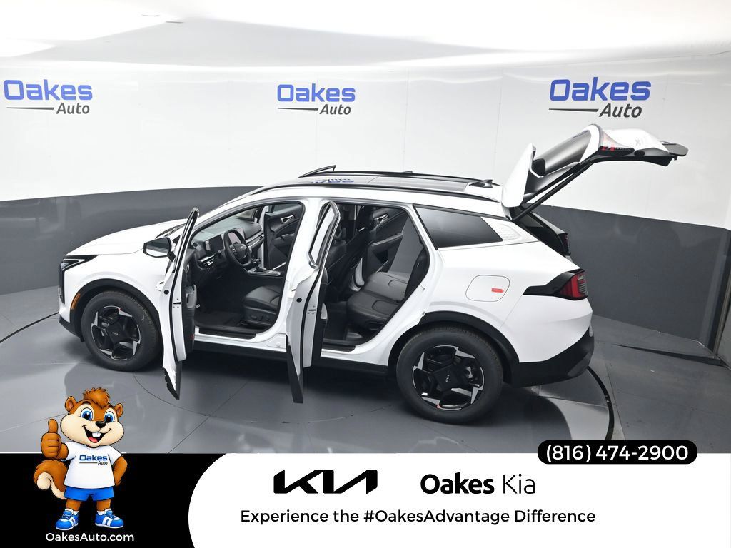 Certified 2026 Kia Sportage EX w/ EX Panorama Roof Package FWD image 59