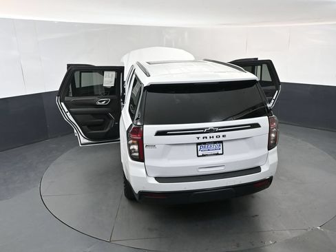 Used 2024 Chevrolet Tahoe Z71 w/ Luxury Package AWD/4WD image 18