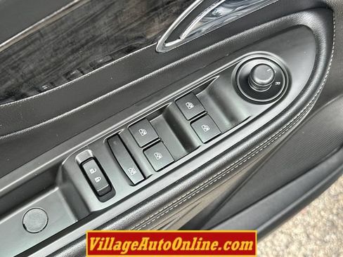 Used 2016 Buick Encore Convenience FWD image 11