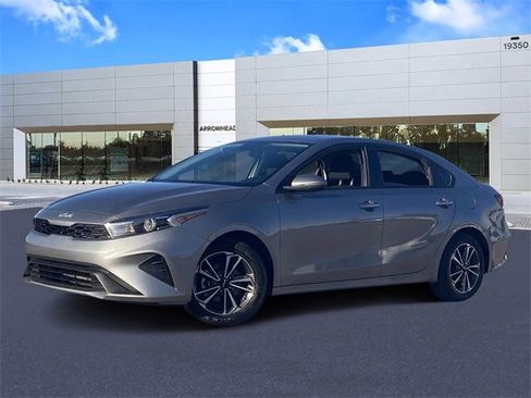 Used 2023 Kia Forte LXS w/ LXS Technology Package image 1