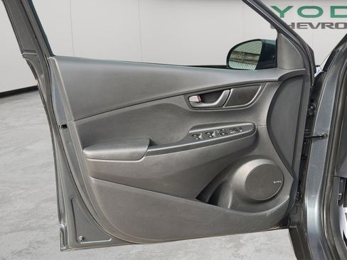 Used 2020 Hyundai Kona SEL Plus image 13