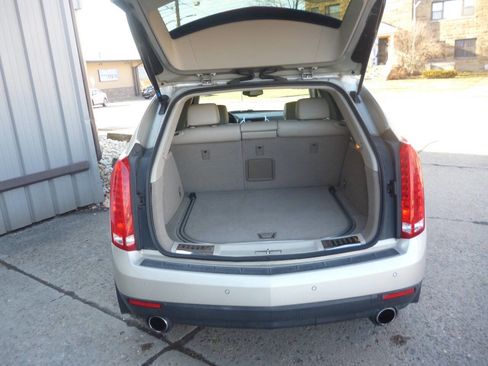 Used 2015 Cadillac SRX Luxury w/ Driver Awareness Package image 9