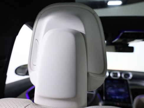 Used 2026 Mercedes-Benz GLC 300 GLC 300 image 46