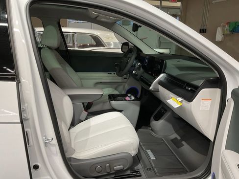 New 2026 Hyundai Ioniq 5 Limited image 24