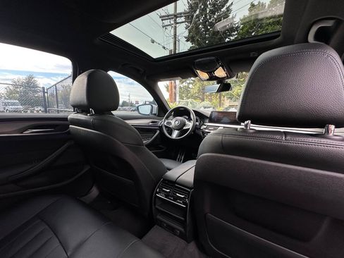 Used 2019 BMW 540i w/ M Sport Package RWD image 21