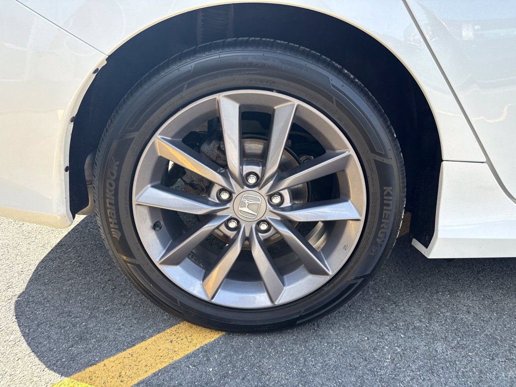 Used 2020 Honda Civic EX image 12