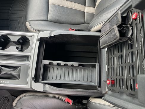 Used 2018 Ford F150 XLT w/ Equipment Group 302A Luxury AWD/4WD image 29