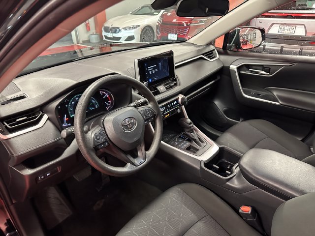Certified 2025 Toyota RAV4 XLE AWD/4WD image 11