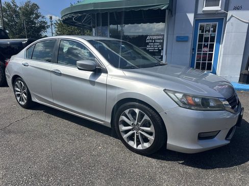 Used 2015 Honda Accord Sport image 3