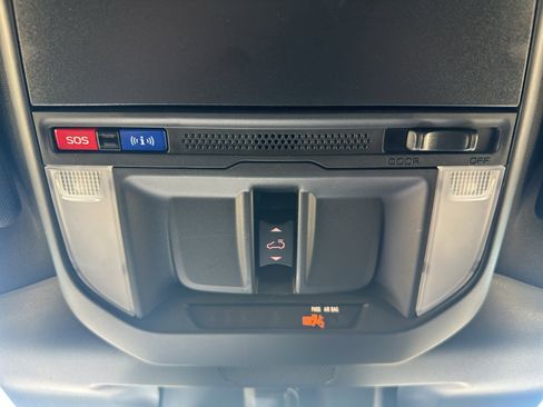 Used 2025 Subaru Forester Sport AWD/4WD image 13