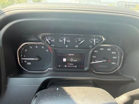 Used 2022 GMC Sierra 1500 SLT w/ SLT Premium Plus Package AWD/4WD image 17