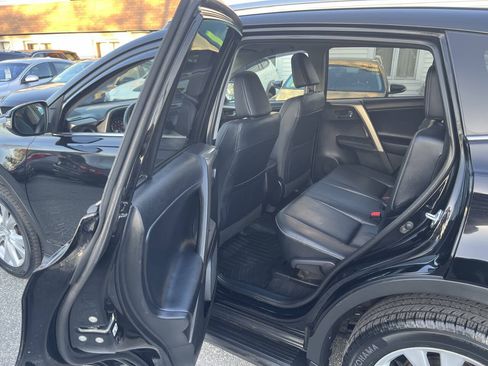 Used 2015 Toyota RAV4 Limited AWD/4WD image 16