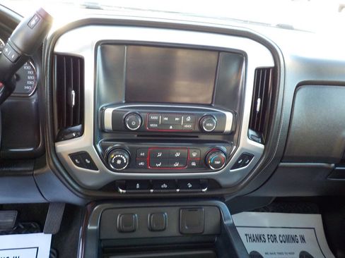 Used 2016 GMC Sierra 1500 SLE w/ Suspension Package, Off-Road image 17