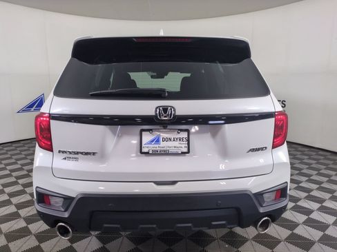 Certified 2024 Honda Passport EX-L image 5