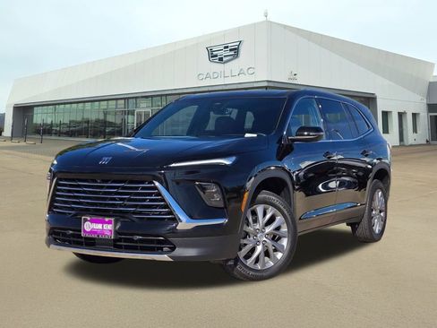 Used 2025 Buick Enclave Preferred image 1