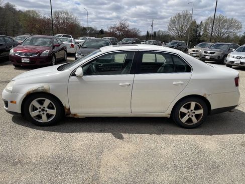 Used 2009 Volkswagen Jetta SEL image 5