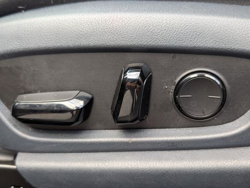 Used 2023 Lexus ES 350 w/ Premium Package image 22