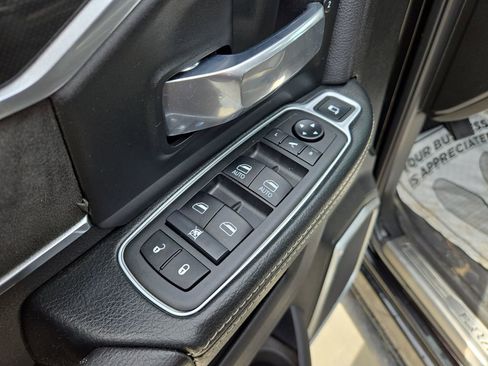 Used 2021 RAM 3500 Laramie w/ Night Edition AWD/4WD image 8