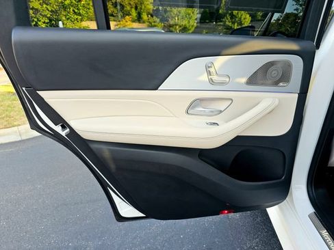 Certified 2024 Mercedes-Benz GLS 450 4MATIC image 29