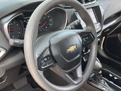 Certified 2023 Chevrolet TrailBlazer LS FWD image 24