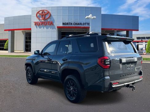Used 2026 Toyota 4Runner SR5 AWD/4WD image 6