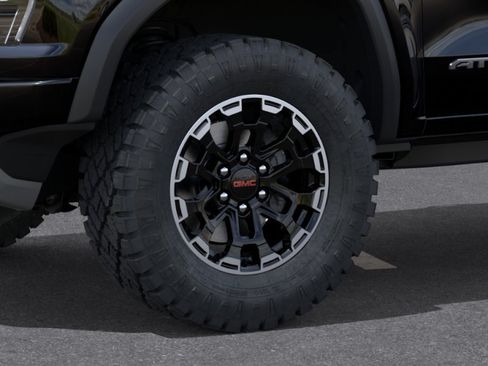 New 2026 GMC Canyon AT4 w/ Technology Plus Package AWD/4WD image 9