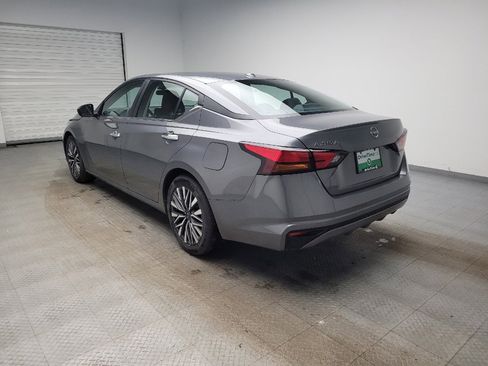 Used 2025 Nissan Altima 2.5 SV image 5