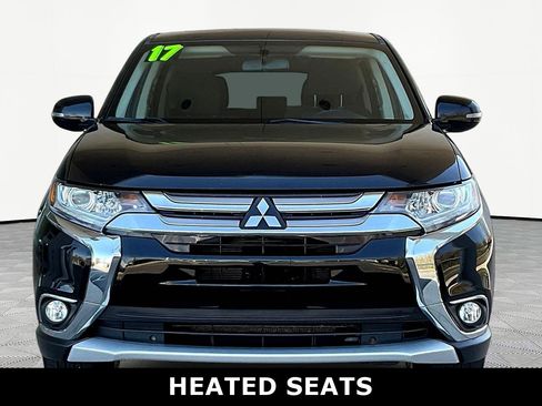 Used 2017 Mitsubishi Outlander SE AWD/4WD image 2
