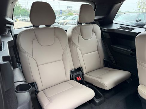 New 2026 Volvo XC90 T8 Ultra AWD/4WD image 11